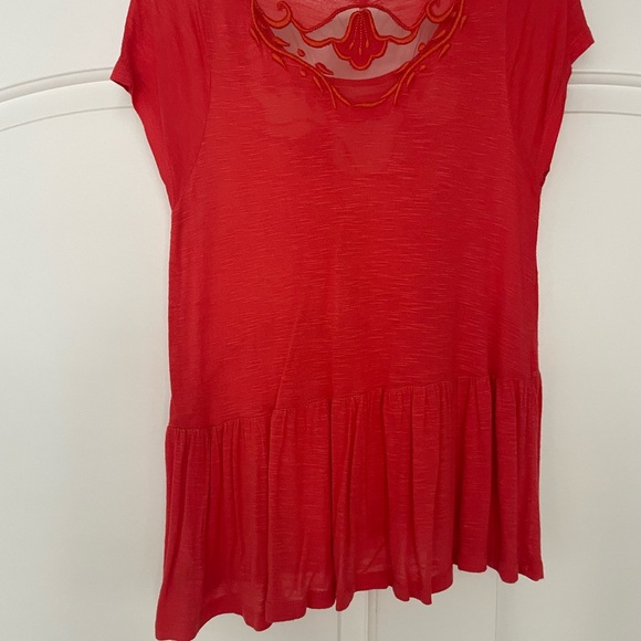 Red Blouse - Picture 3 of 4